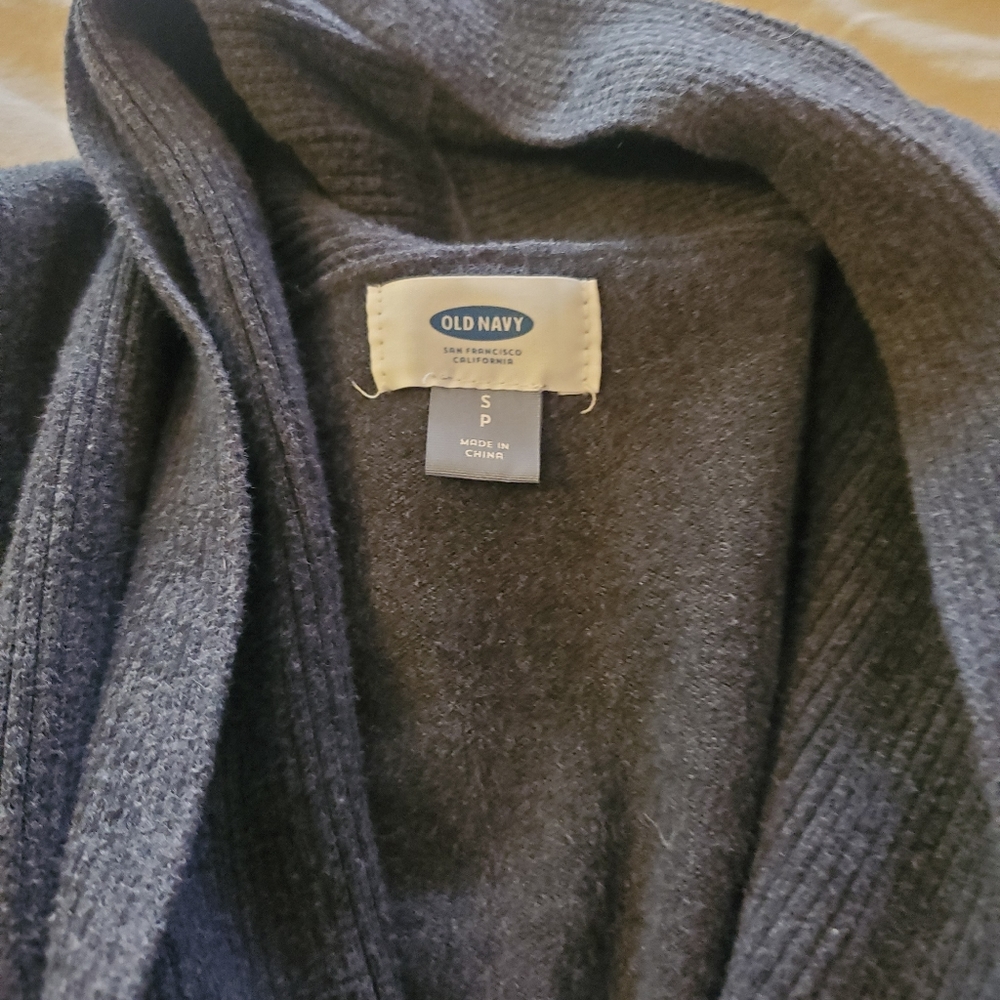 Gray Cardigan - Picture 2 of 2